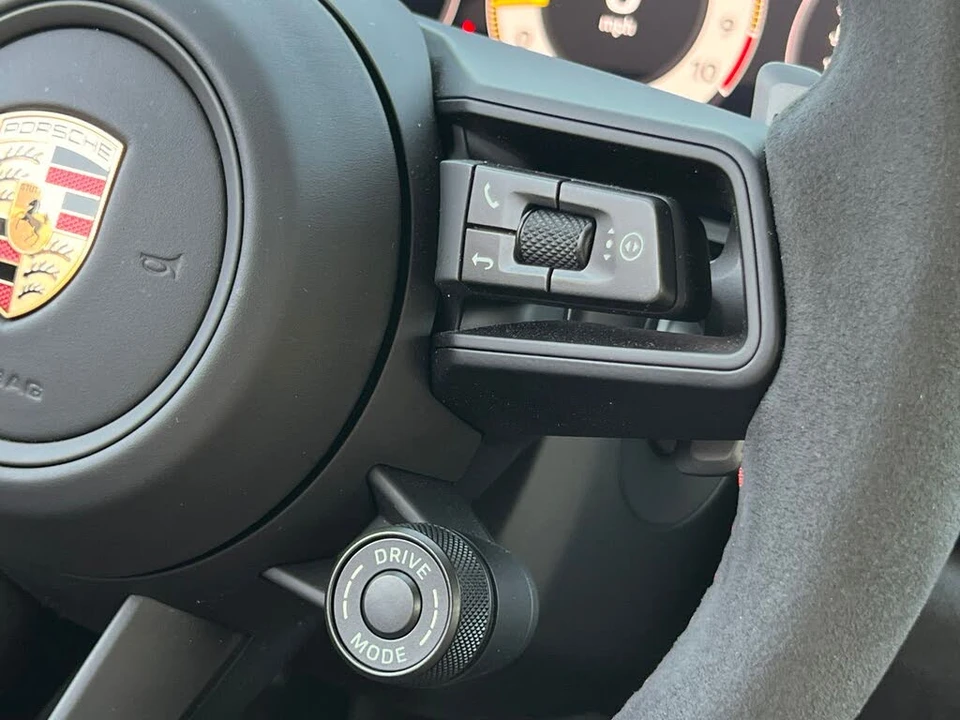 2026 Porsche 992 GT3 - Image 24 of 31