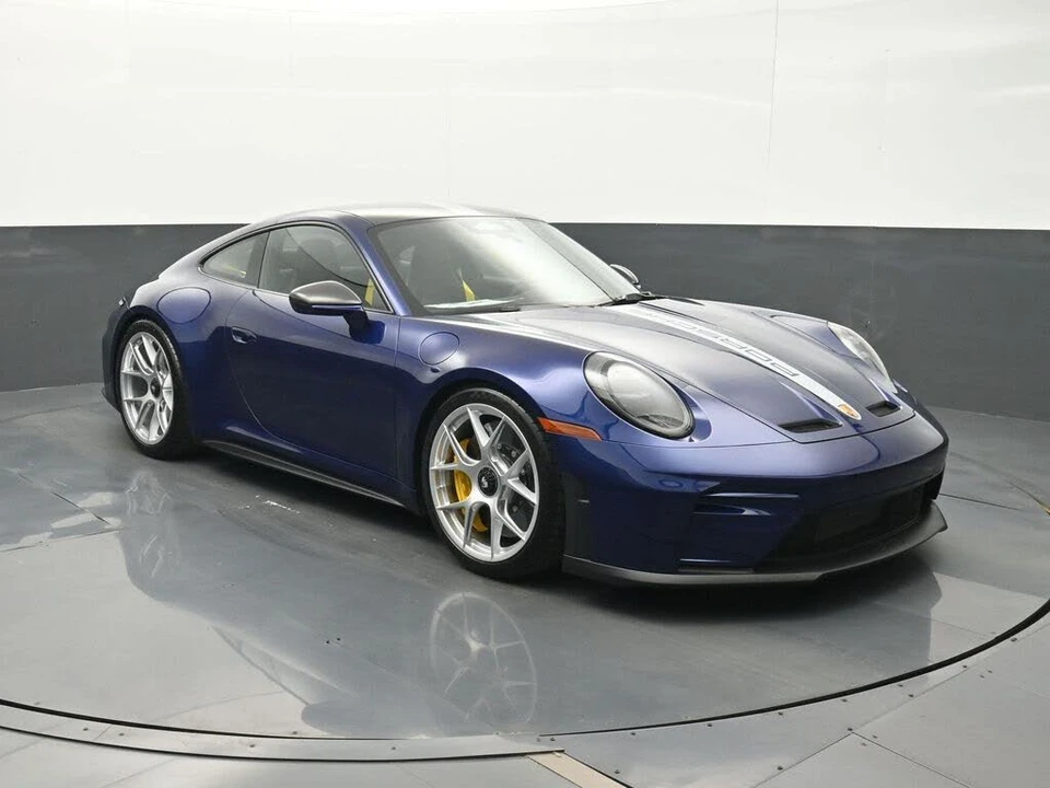 2026 Porsche 992 GT3 - Image 21 of 30