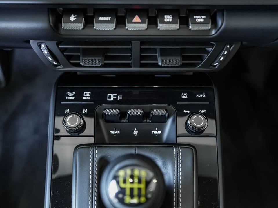 2026 Porsche 992 GT3 - Image 21 of 31