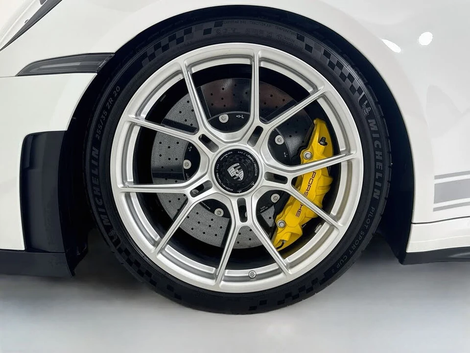 2026 Porsche 992 GT3 - Image 9 of 28