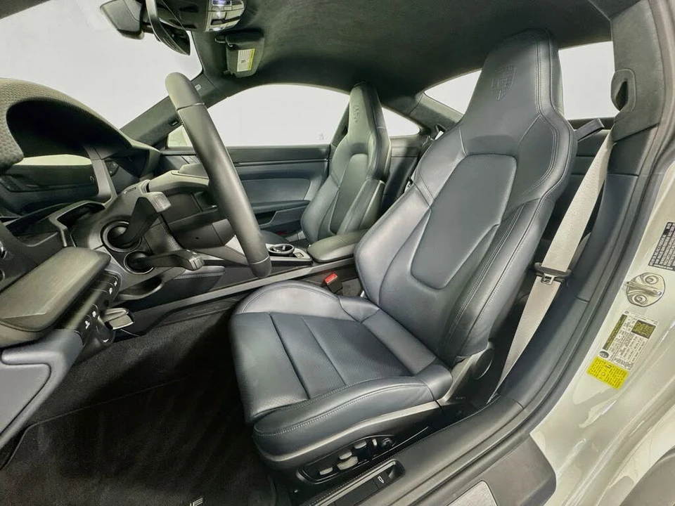 2026 Porsche 992 GT3 - Image 20 of 28