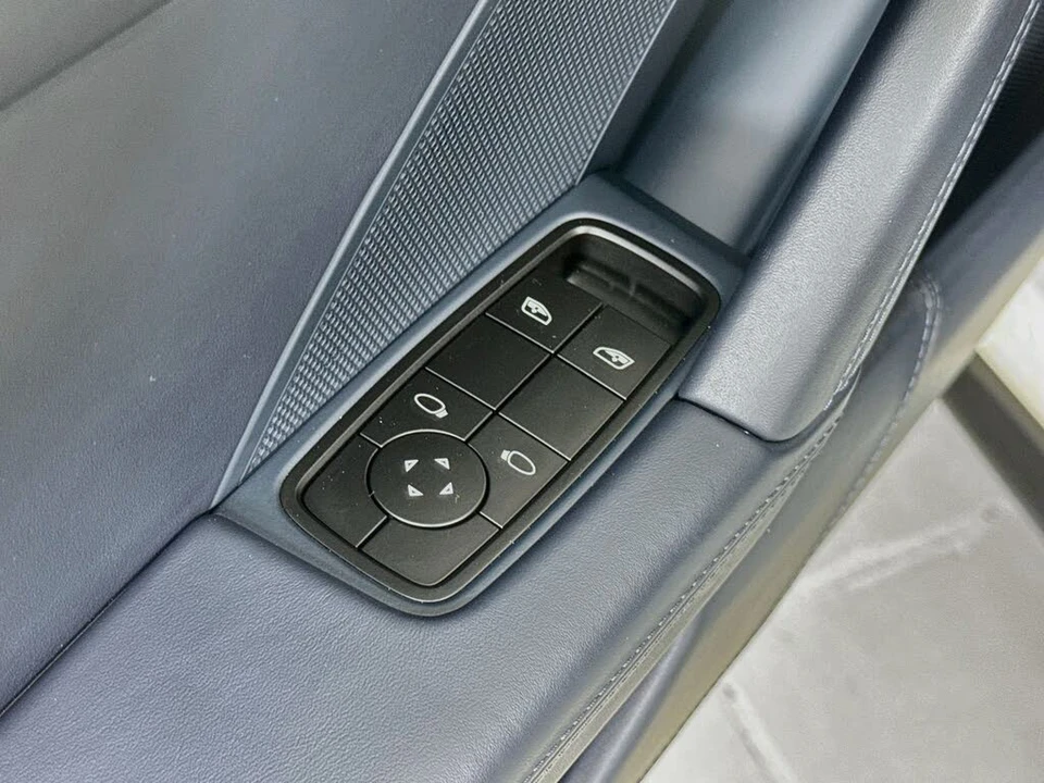 2026 Porsche 992 GT3 - Image 16 of 28