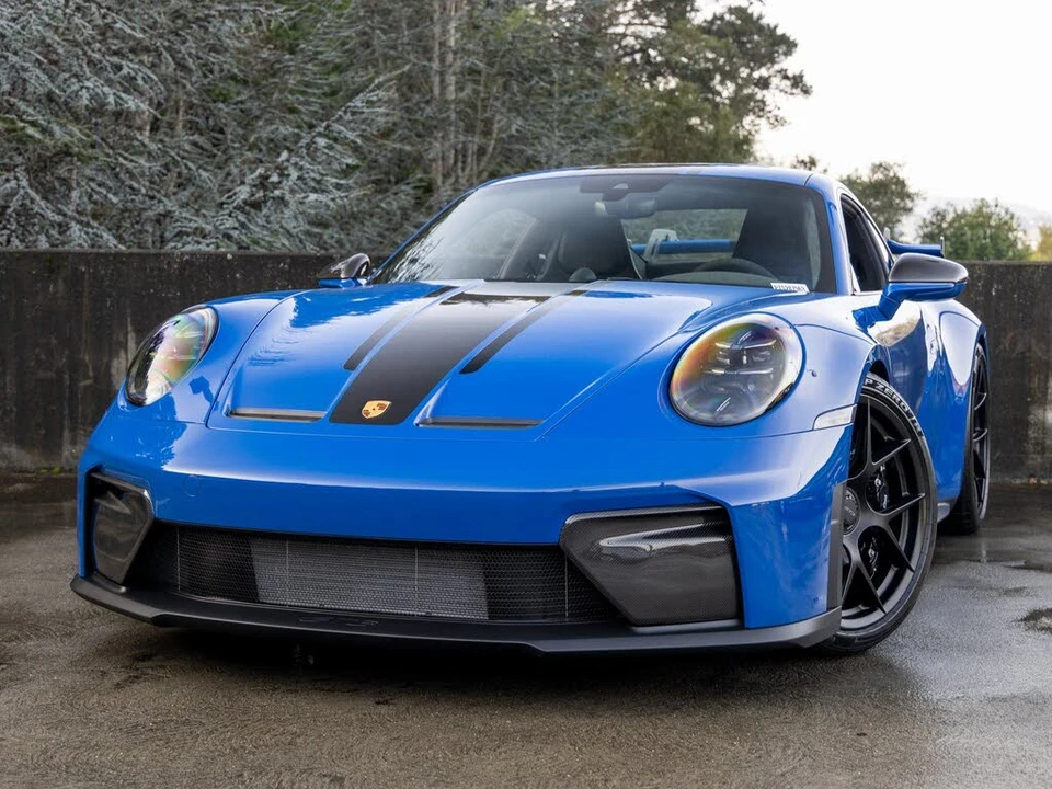 2026 Porsche 992 GT3 - Image 7 of 31