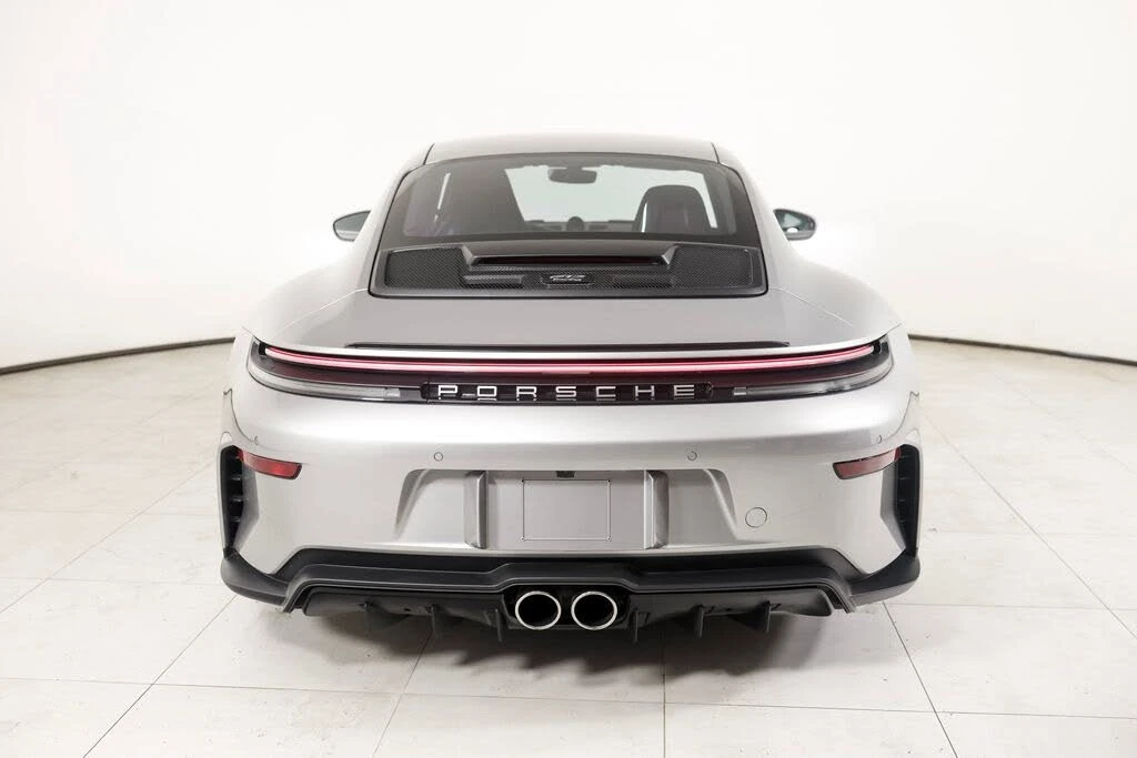 2026 Porsche 992 GT3 - Image 24 of 28