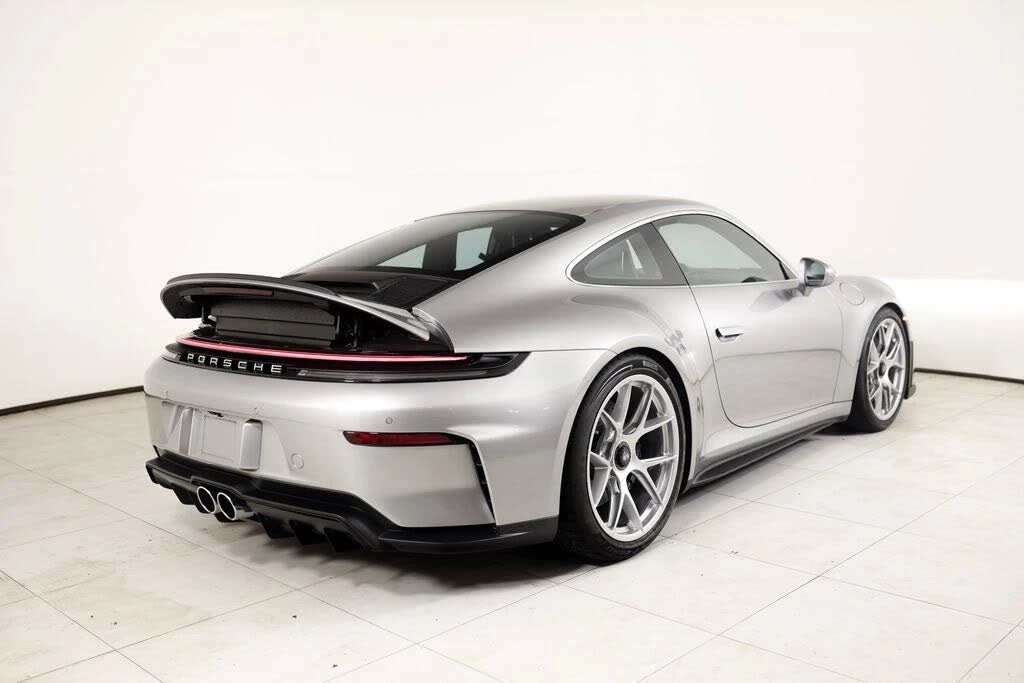 2026 Porsche 992 GT3 - Image 25 of 28