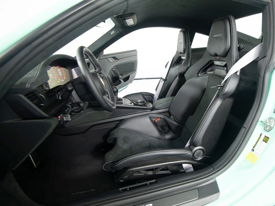 2026 Porsche 992 GT3 - Image 16 of 31