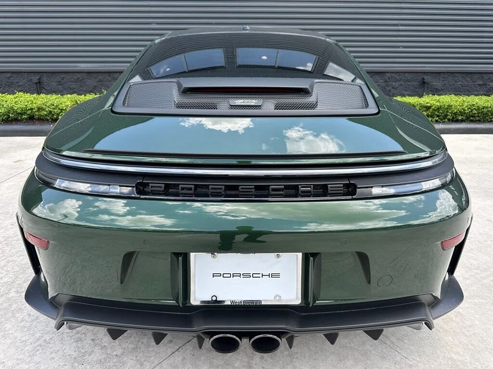 2026 Porsche 992 GT3 - Image 13 of 31