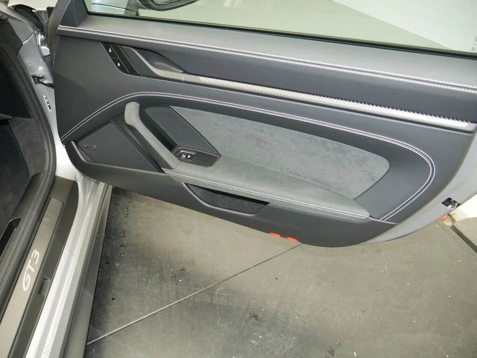 2026 Porsche 992 GT3 - Image 19 of 31