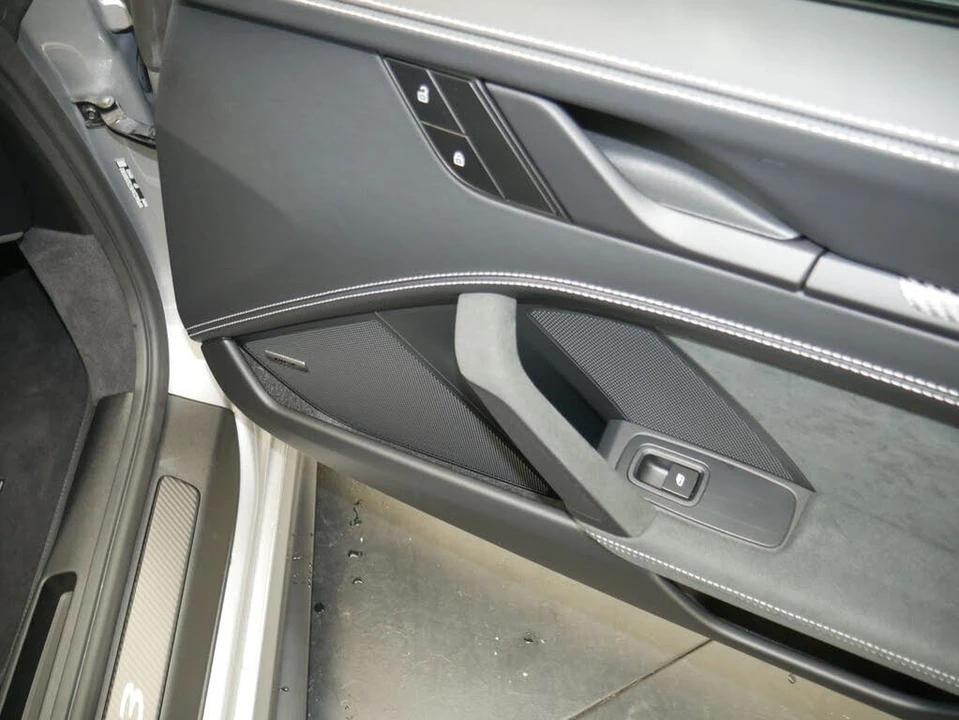 2026 Porsche 992 GT3 - Image 20 of 31