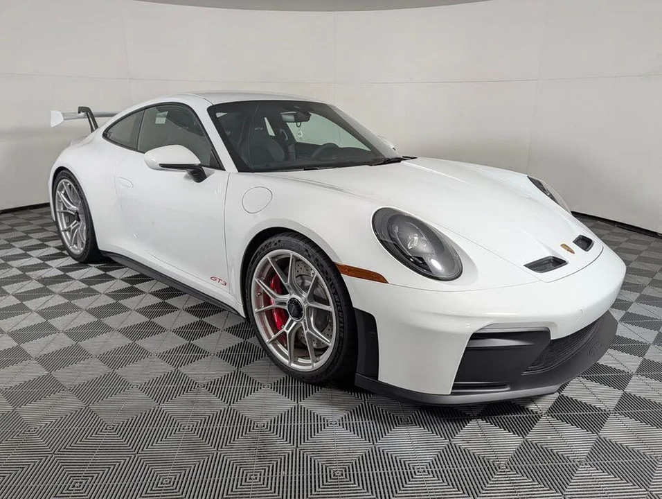 2026 Porsche 992 GT3 - Image 8 of 31
