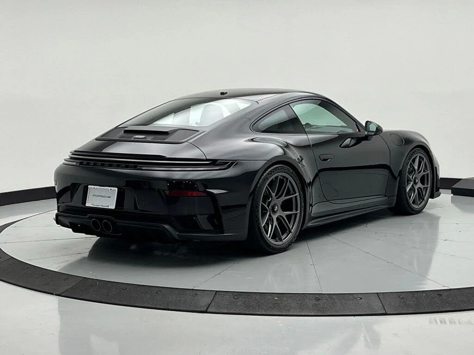 2026 Porsche 992 GT3 - Image 12 of 31