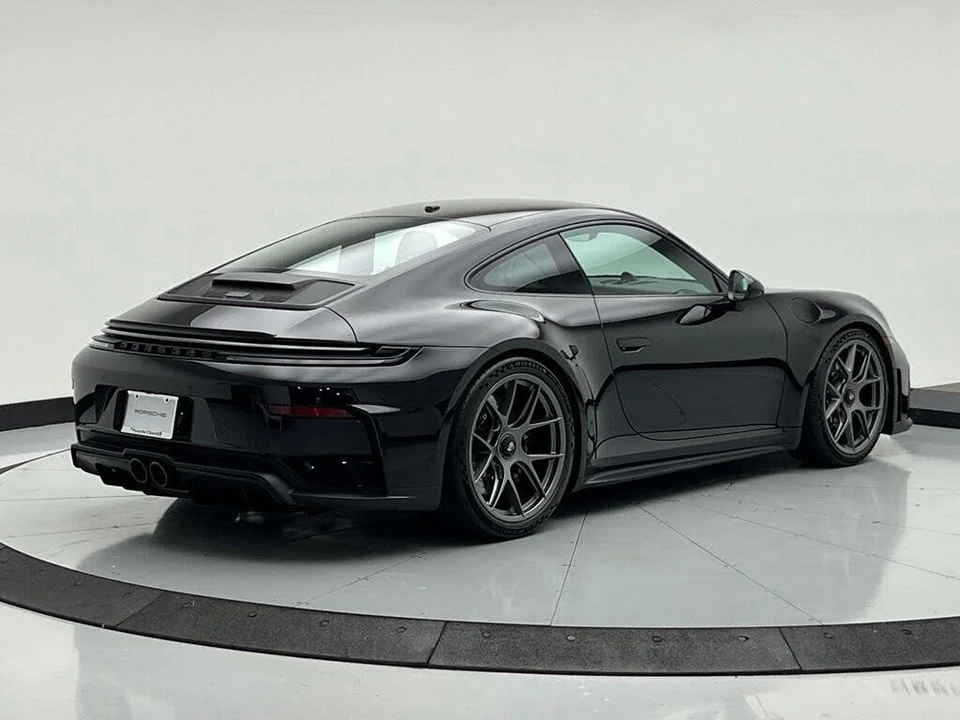 2026 Porsche 992 GT3 - Image 11 of 31