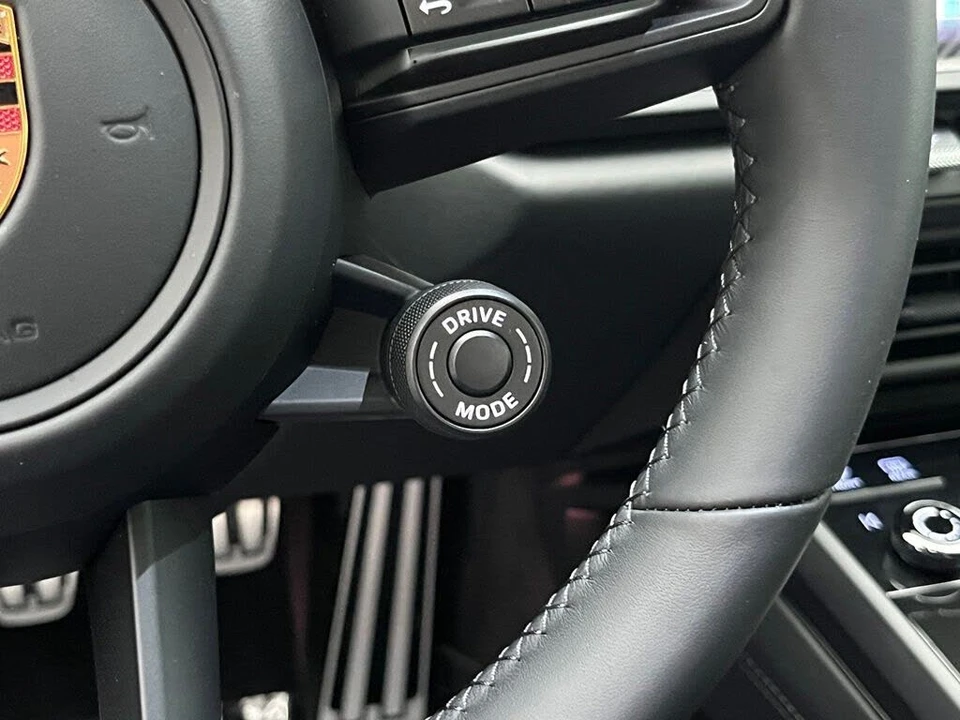 2026 Porsche 992 GT3 - Image 20 of 31