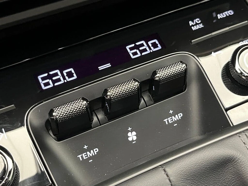 2026 Porsche 992 GT3 - Image 28 of 31