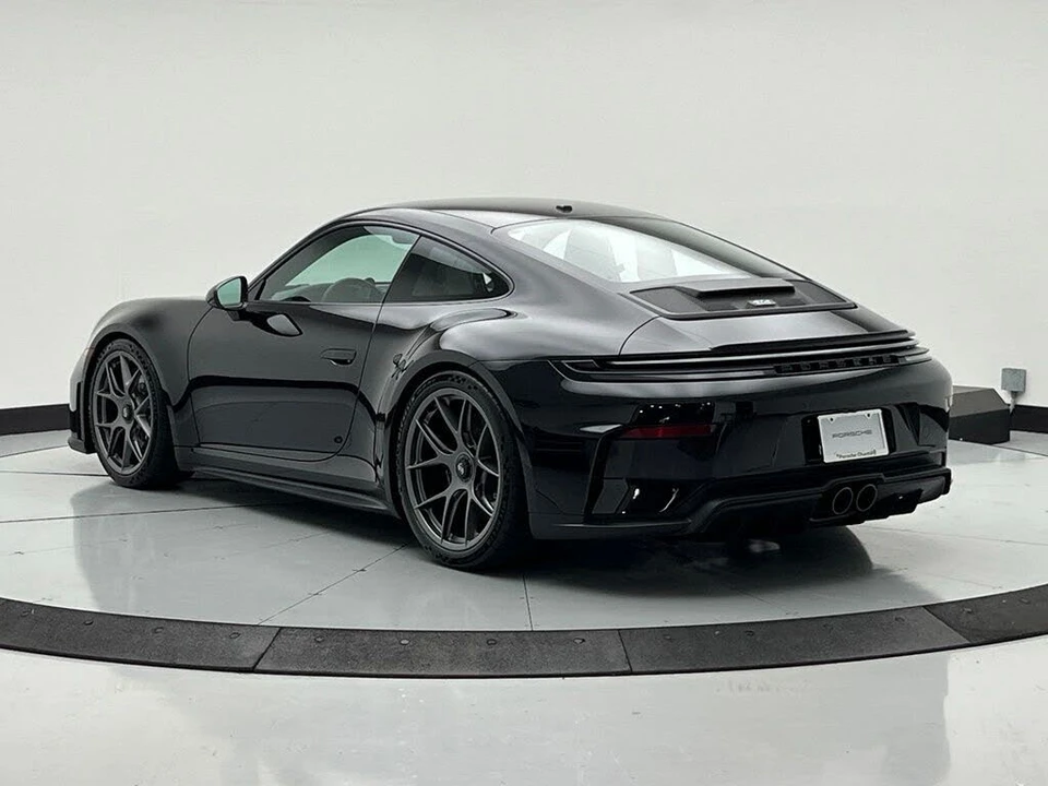 2026 Porsche 992 GT3 - Image 3 of 31