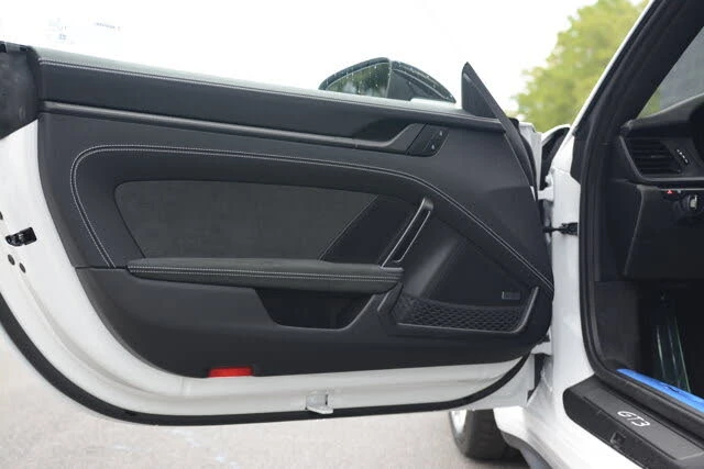 2026 Porsche 992 GT3 - Image 13 of 31