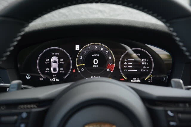 2026 Porsche 992 GT3 - Image 18 of 31
