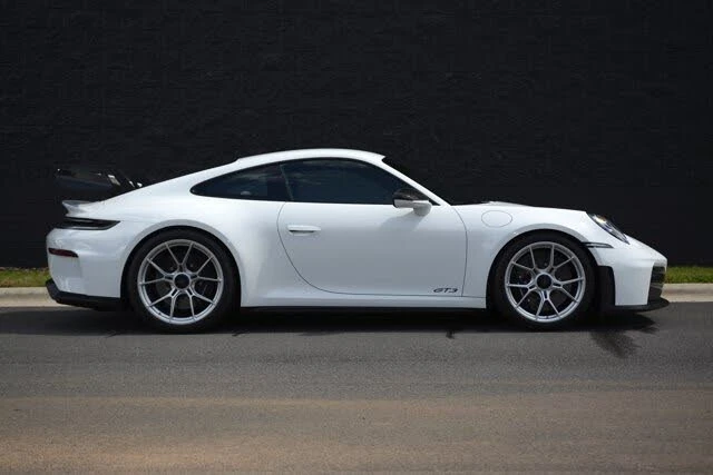 2026 Porsche 992 GT3 - Image 8 of 31