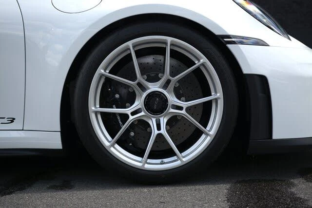 2026 Porsche 992 GT3 - Image 11 of 31