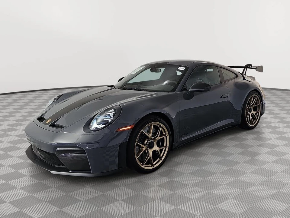 2026 Porsche 992 GT3 - Image 4 of 31
