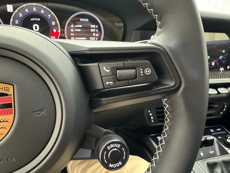 2026 Porsche 992 GT3 - Image 27 of 31
