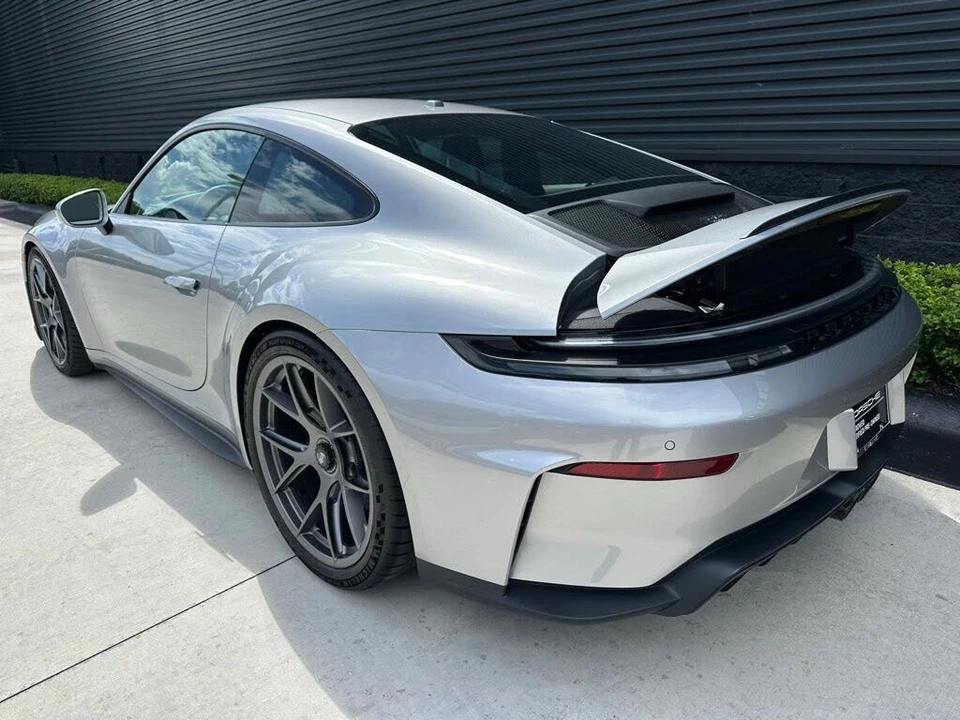 2026 Porsche 992 GT3 - Image 3 of 31