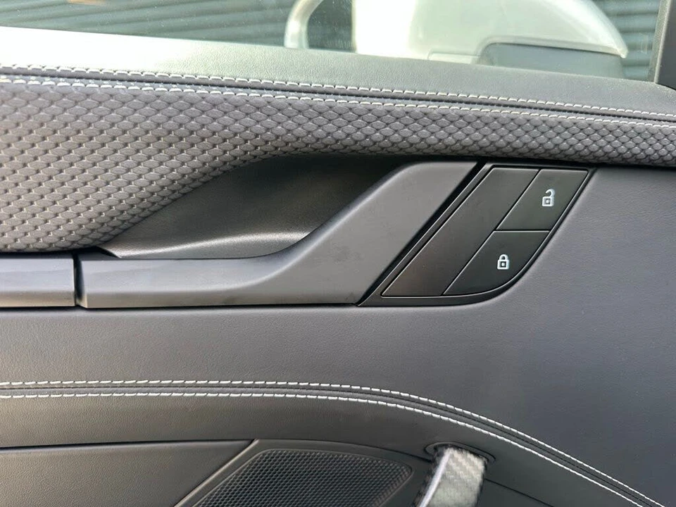 2026 Porsche 992 GT3 - Image 18 of 31