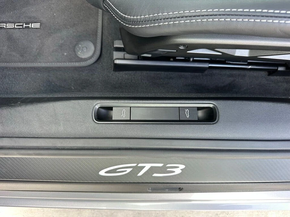 2026 Porsche 992 GT3 - Image 20 of 31