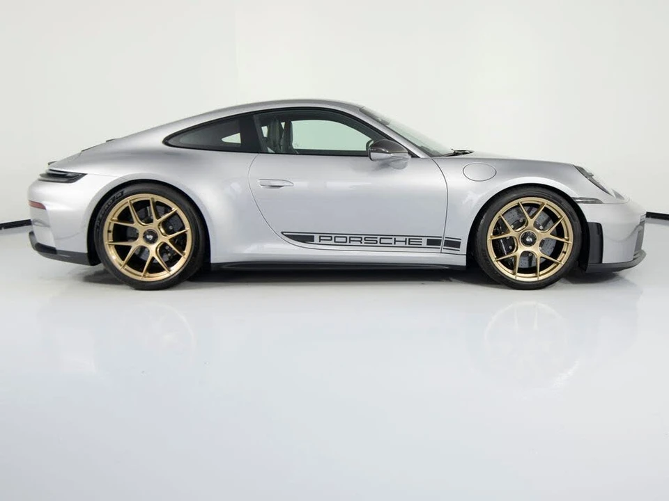 2026 Porsche 992 GT3 - Image 13 of 31