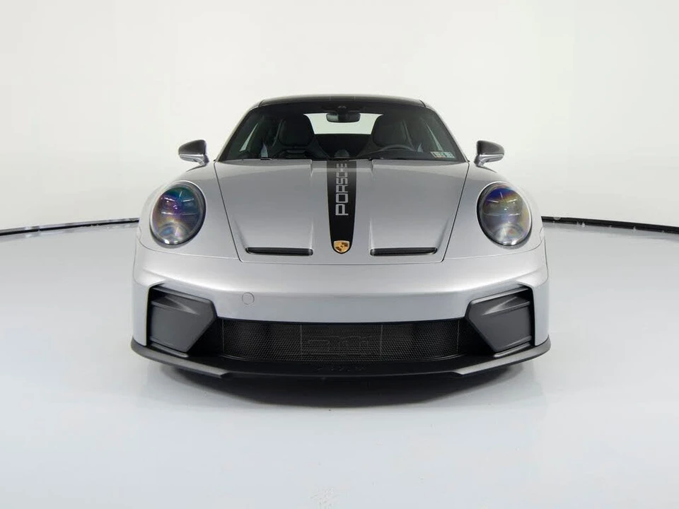 2026 Porsche 992 GT3 - Image 15 of 31