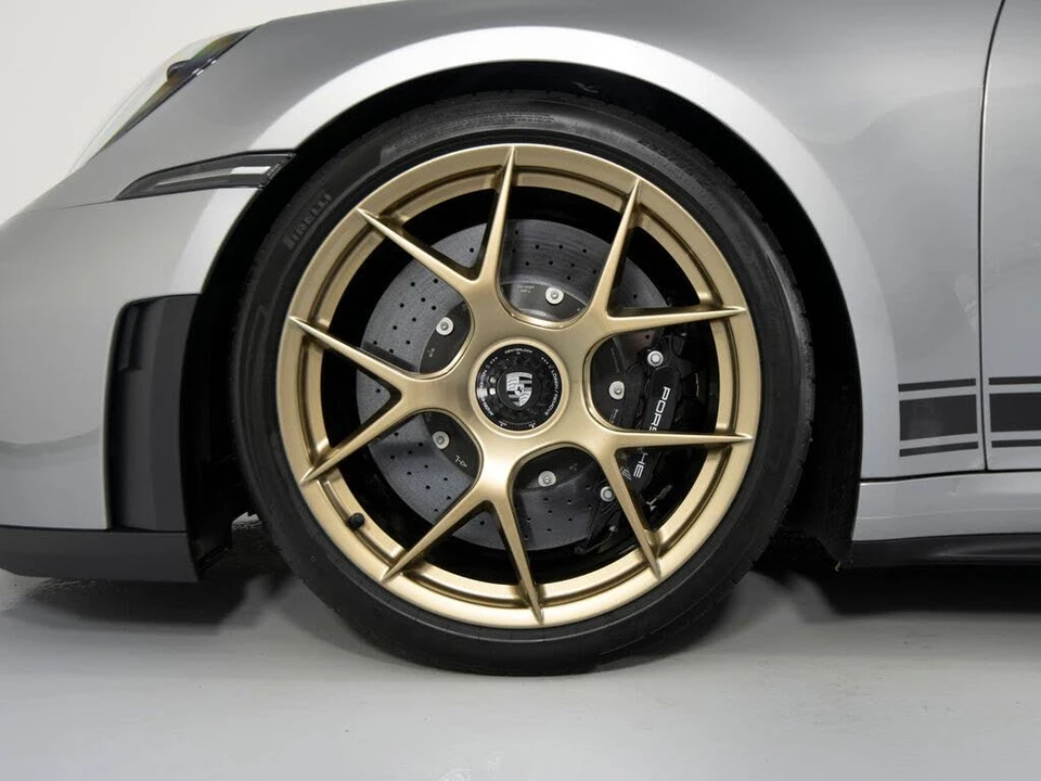 2026 Porsche 992 GT3 - Image 17 of 31