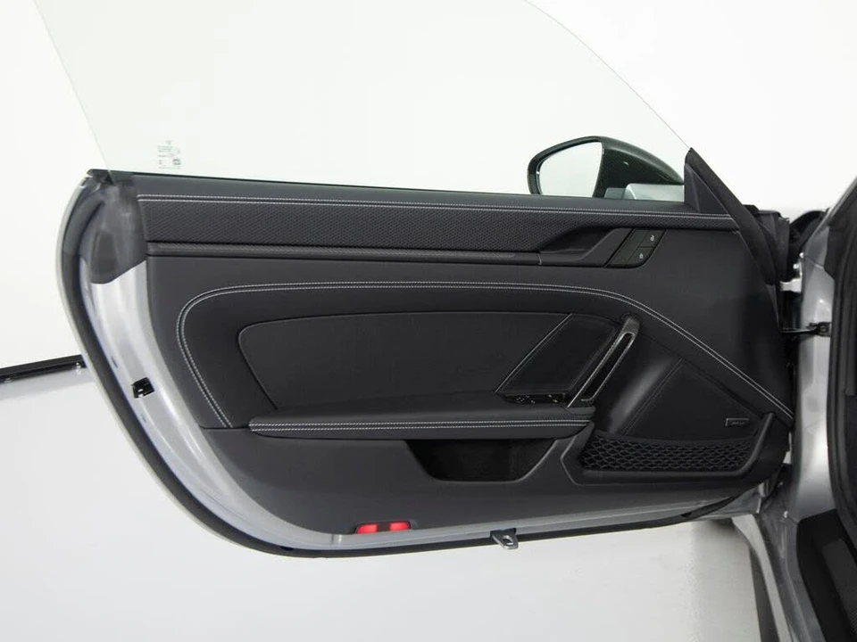 2026 Porsche 992 GT3 - Image 18 of 31
