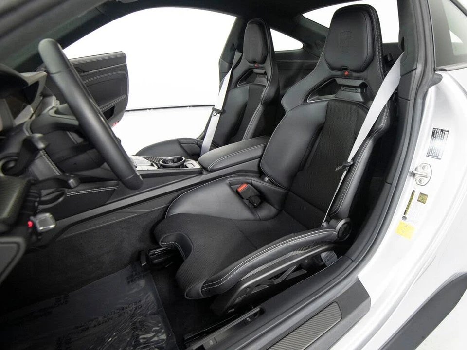 2026 Porsche 992 GT3 - Image 5 of 31