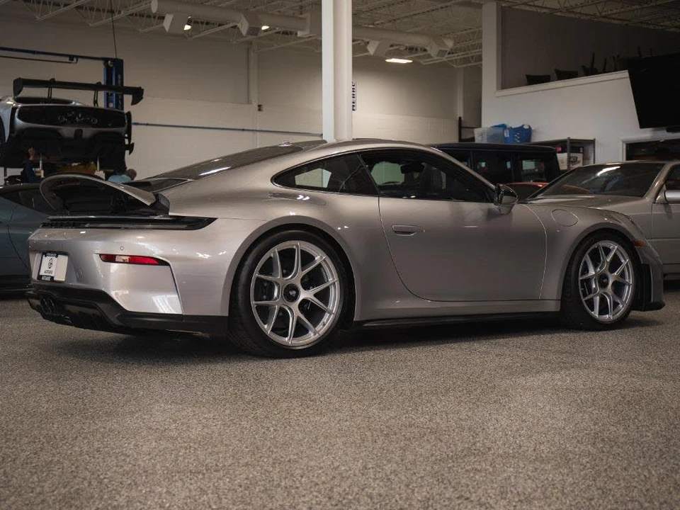 2026 Porsche 992 GT3 - Image 7 of 31