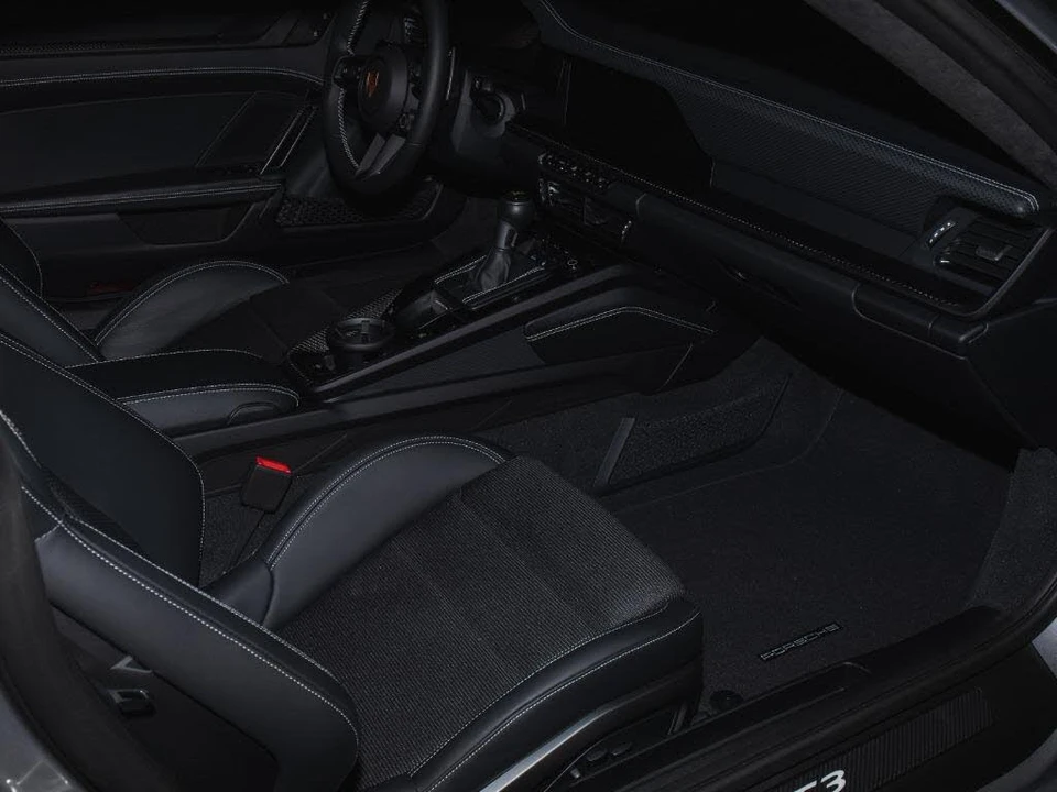 2026 Porsche 992 GT3 - Image 17 of 31