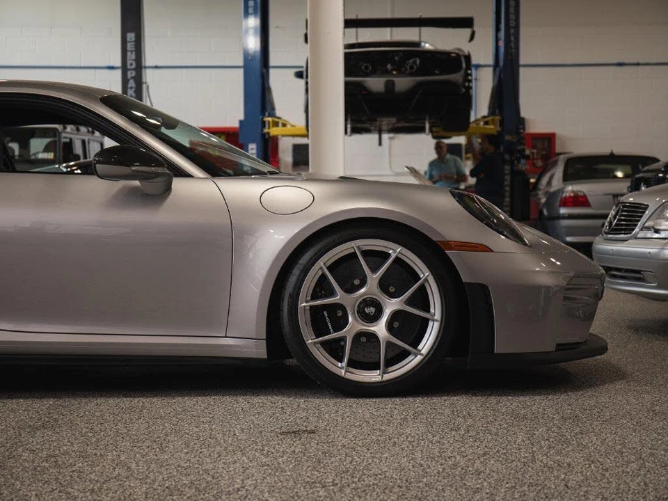 2026 Porsche 992 GT3 - Image 10 of 31