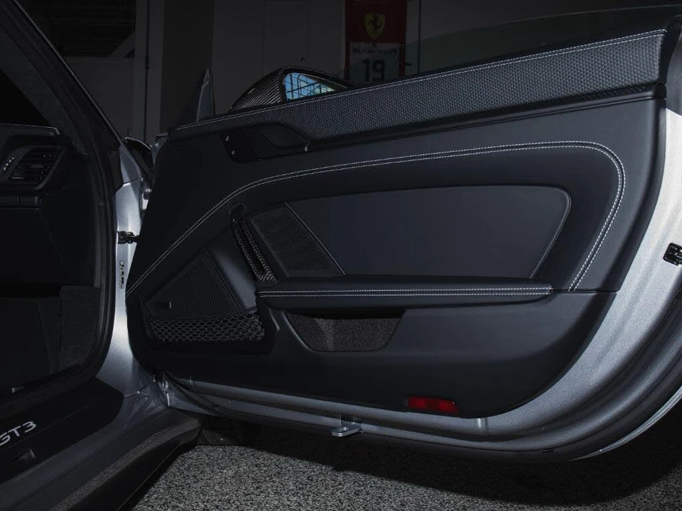 2026 Porsche 992 GT3 - Image 19 of 31