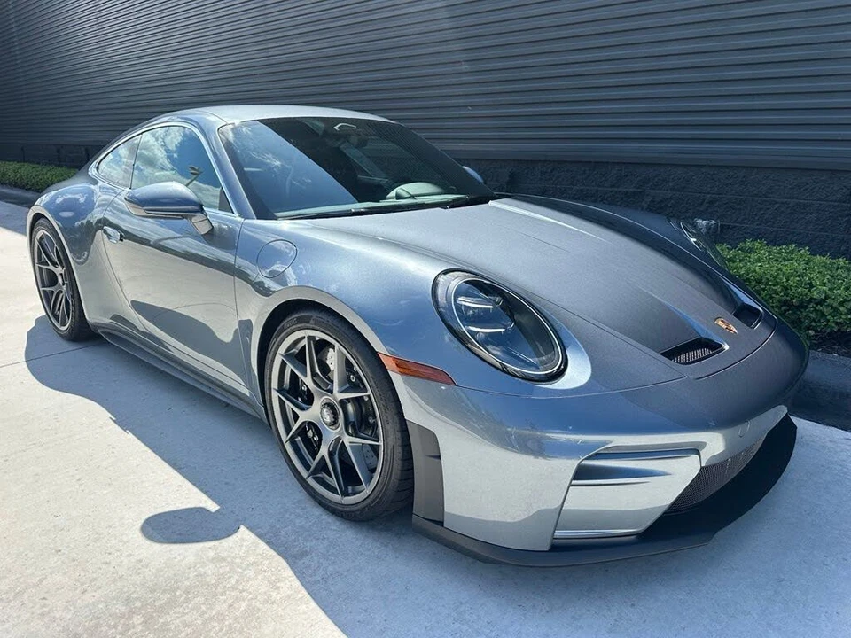 2026 Porsche 992 GT3 - Image 12 of 31