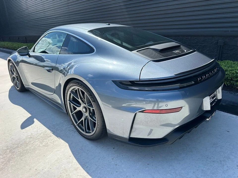 2026 Porsche 992 GT3 - Image 3 of 31