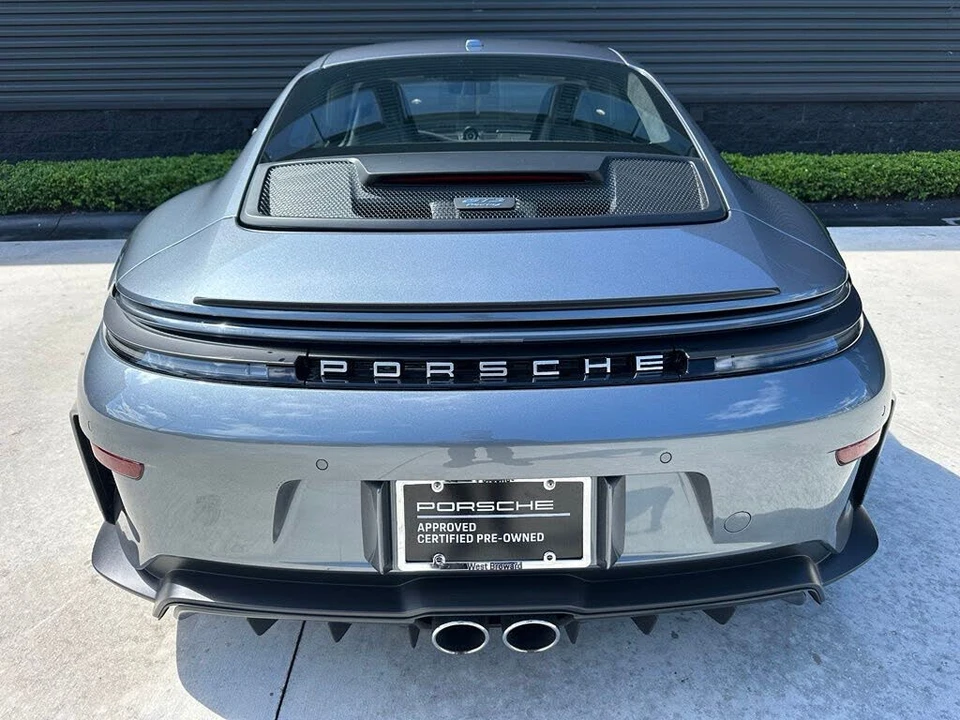 2026 Porsche 992 GT3 - Image 13 of 31