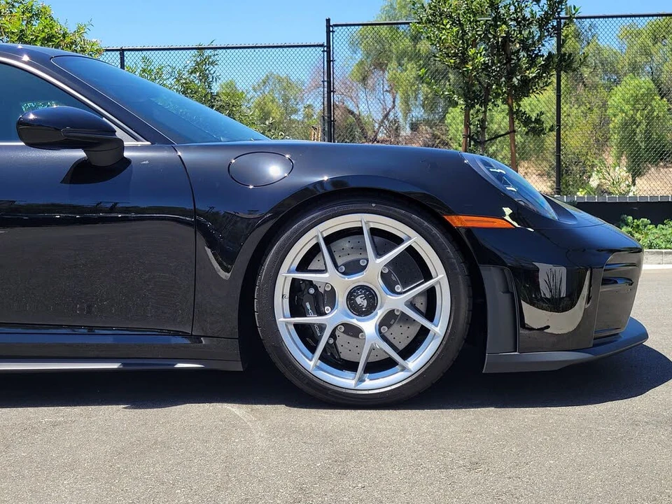 2026 Porsche 992 GT3 - Image 11 of 31