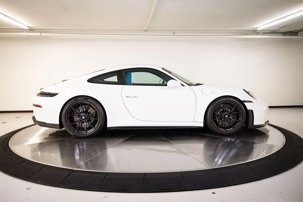 2026 Porsche 992 GT3 - Image 8 of 29