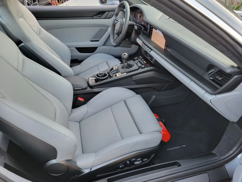 2026 Porsche 992 GT3 - Image 26 of 31