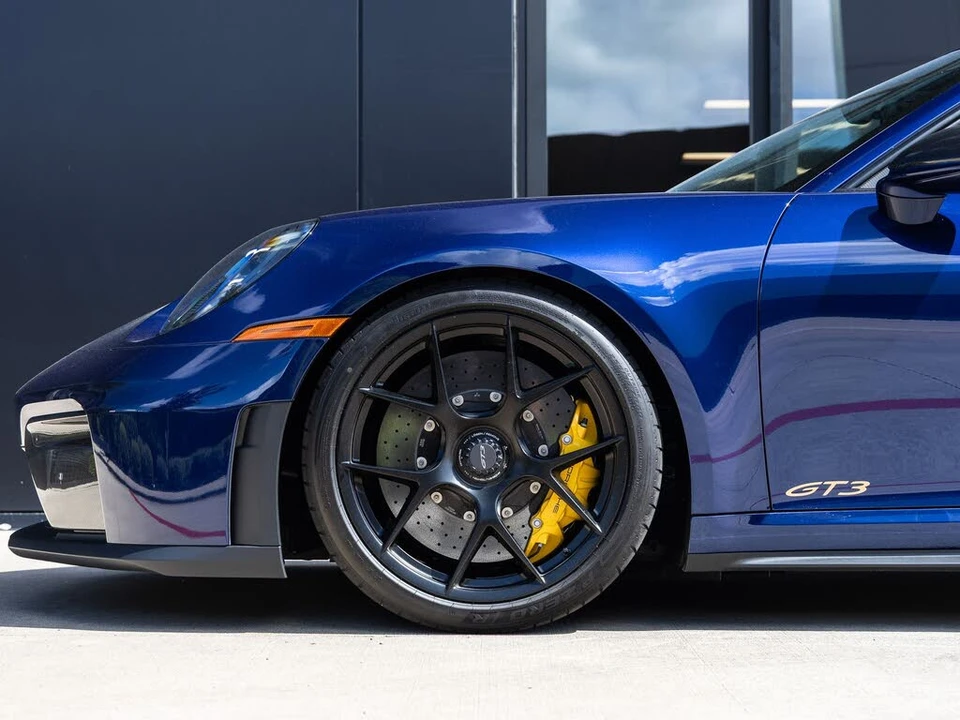 2026 Porsche 992 GT3 - Image 13 of 31