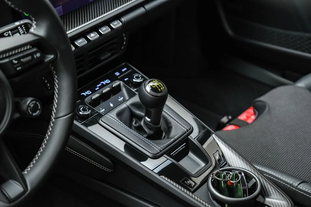 2026 Porsche 992 GT3 - Image 24 of 31