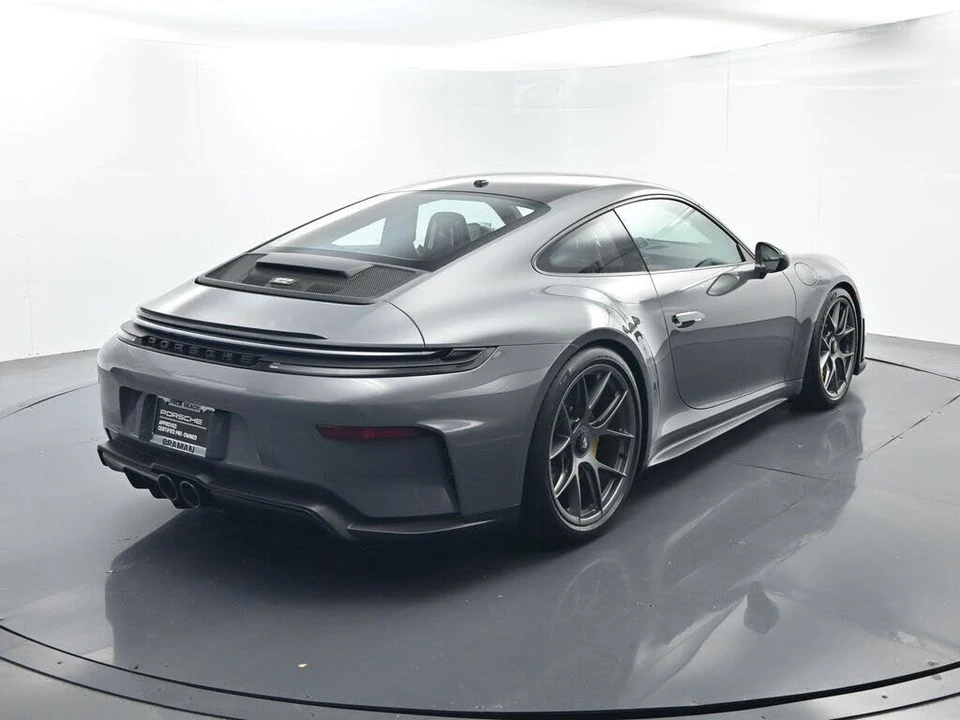2026 Porsche 992 GT3 - Image 14 of 31