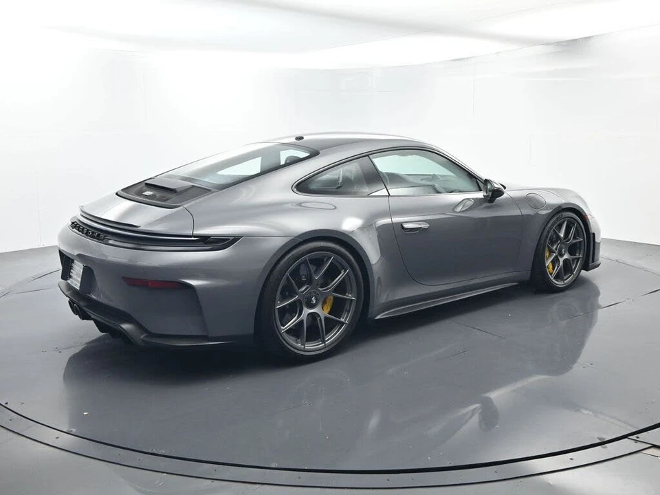 2026 Porsche 992 GT3 - Image 15 of 31