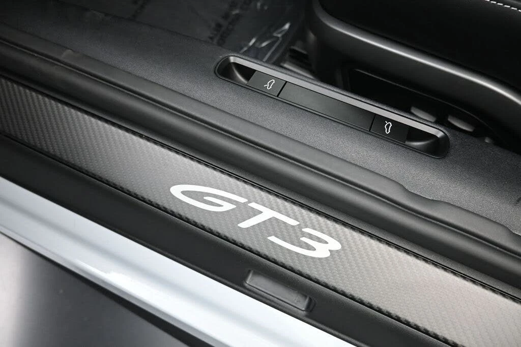 2026 Porsche 992 GT3 - Image 25 of 31