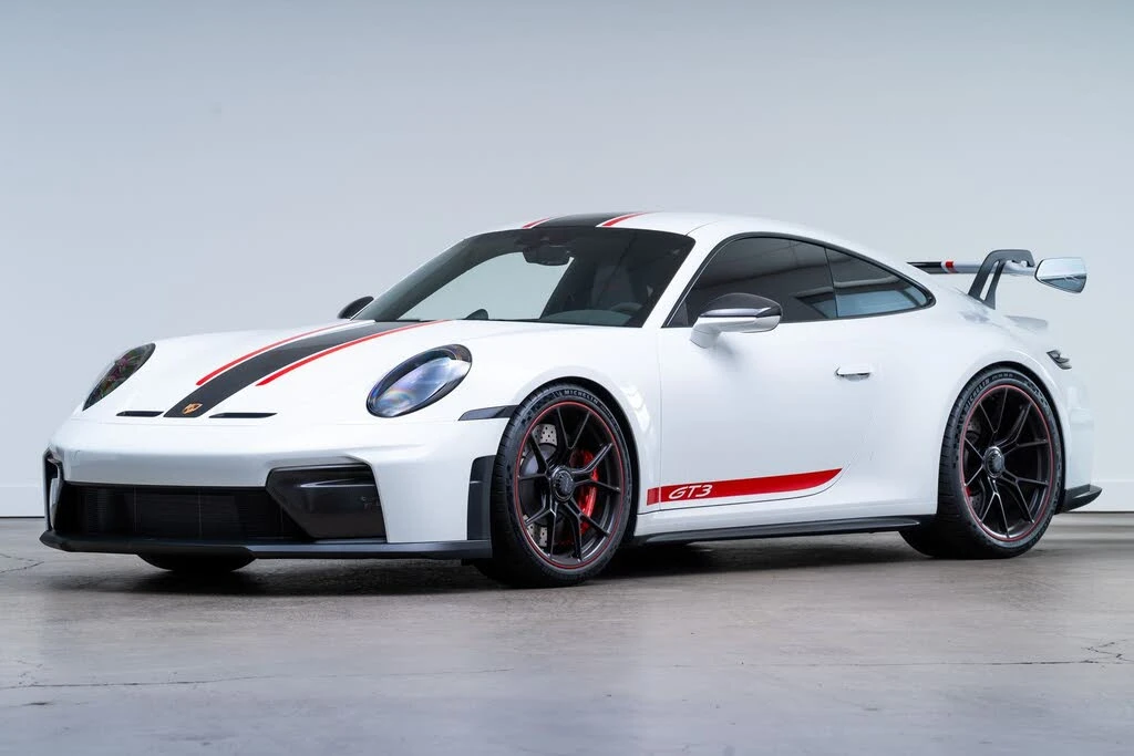 2026 Porsche 992 GT3 - Image 3 of 31