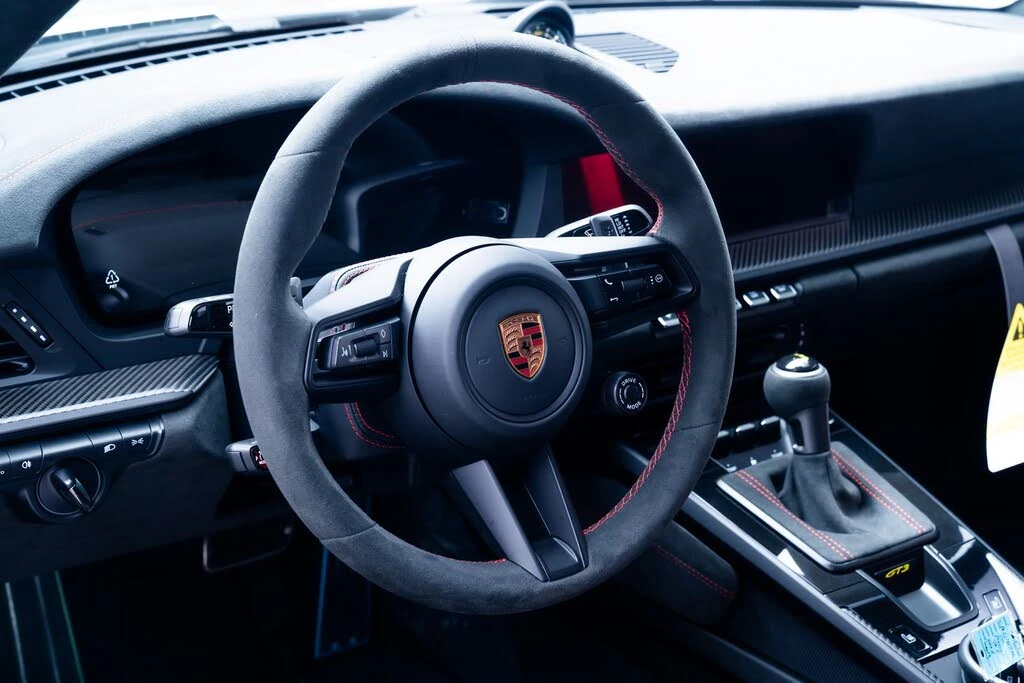 2026 Porsche 992 GT3 - Image 17 of 31